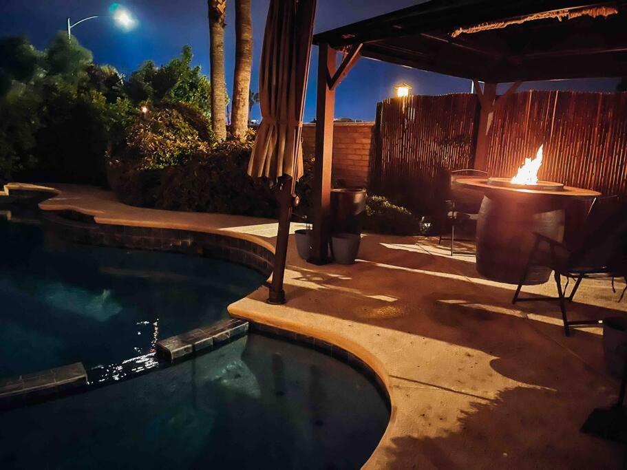 *Entertainment Villa* 5Min To Strip Optional Heated Pool Jacuzzi! Las Vegas Luaran gambar