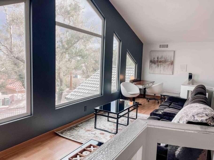 *Entertainment Villa* 5Min To Strip Optional Heated Pool Jacuzzi! Las Vegas Luaran gambar